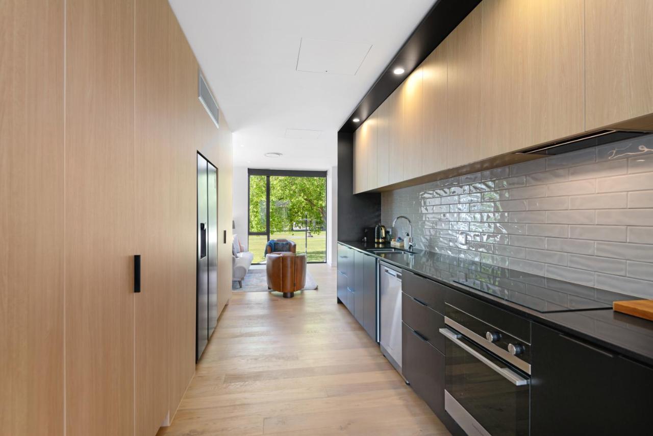 Latimer View Apartment ไครสต์เชิร์ช ภายนอก รูปภาพ
